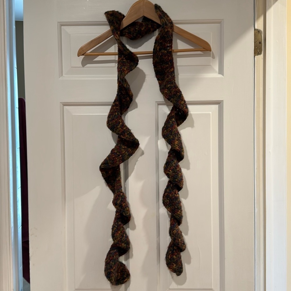 Ruffle Skinny Scarf